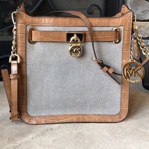 Michael kors purse and card wallet. Make offer